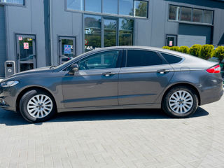 Ford Mondeo foto 4