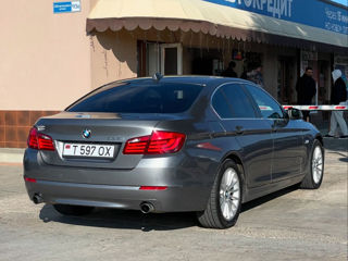 BMW 5 Series foto 3