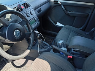 Volkswagen Touran, 2005