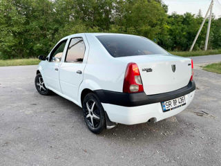 Dacia Logan foto 5