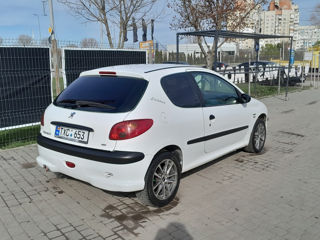 Peugeot 206 foto 4