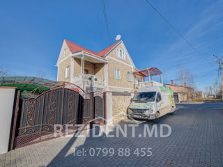 Casa cu 3 nivele in Dumbrava, 250 mp. foto 11