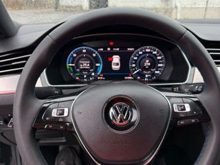 Volkswagen Passat foto 9