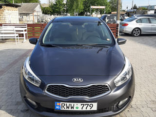 KIA Ceed foto 2