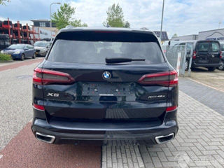 BMW X5 foto 10