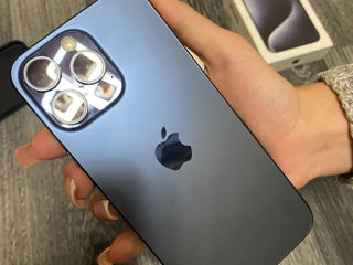 iPhone 15 Pro Max 256 ГБ foto 4