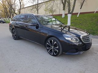 Mercedes E Class foto 9