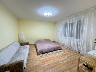 Apartament cu 2 camere, 53 m², Botanica, Chișinău foto 3