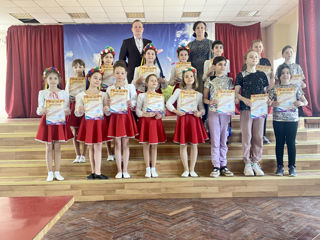 Dansuri pentru copii maturi adolescenti botanica, танцы foto 6