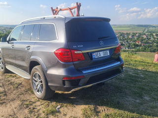 Mercedes GL-Class foto 2