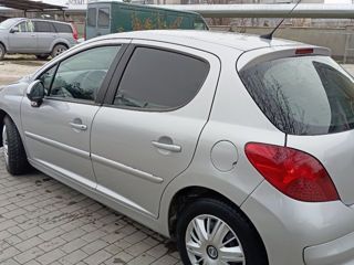 Peugeot 207 foto 6