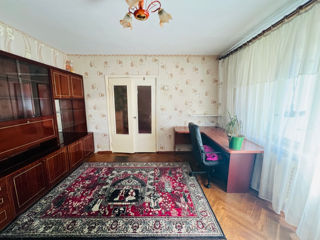 Apartament cu 2 camere, 58 m², Centru, Chișinău foto 2