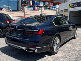 BMW 7 Series foto 7