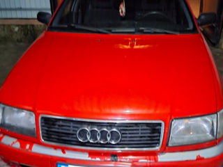 Audi 100 foto 2