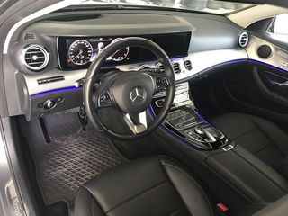 Mercedes E-Class foto 8