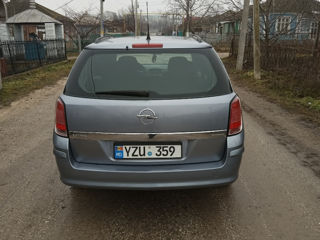 Opel Astra foto 4