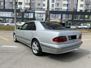 Mercedes E-Class foto 4