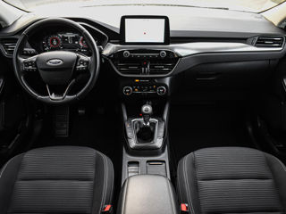 Ford Kuga foto 10