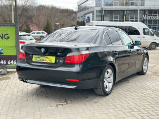 BMW 5 Series foto 5