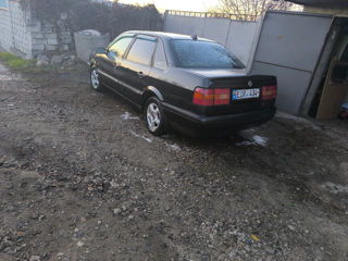 Volkswagen Passat foto 4