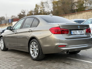 BMW 3 Series foto 4