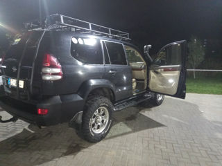 Toyota Land Cruiser Prado foto 6