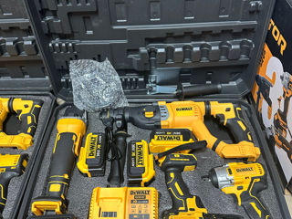 Set de instrumente DeWALT 4/1