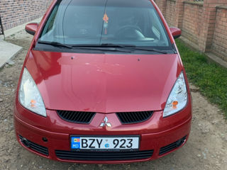 Mitsubishi Colt foto 8