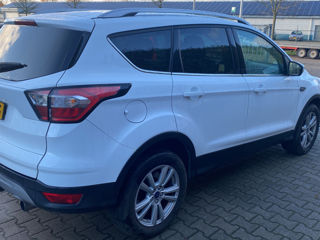 Ford Kuga foto 10