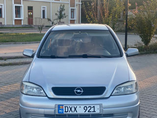 Opel Astra foto 2