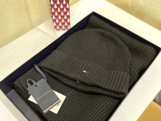 Set Fular și căciulă Tommy Hilfiger de barbat foto 2