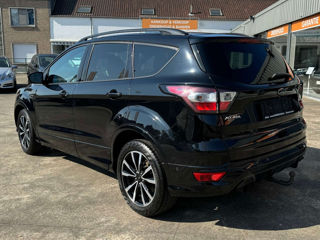 Ford Kuga foto 2