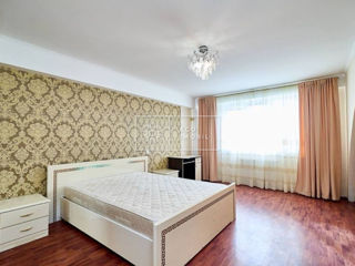 Apartament cu 3 camere, 85 m², Centru, Chișinău