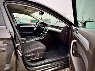 Volkswagen Passat foto 8