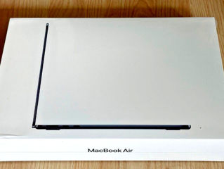 Macbook Air 15 M3 256Gb - 1250 euro (Noi, Sigilate)
