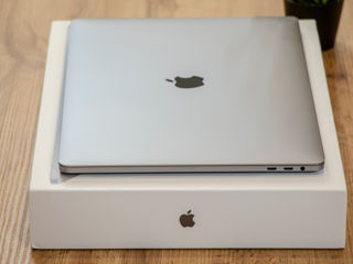 Macbook Pro 15 2019/ Core I7 9750H/ 16Gb Ram/ Radeon Pro 555X/ 500Gb SSD/ 15.4" Retina/ 313Cycles!! foto 15