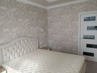 Spre chirie apartament cu 2 camere+living.Braus Belvedere! foto 3