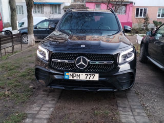 Mercedes GLB