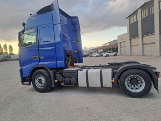 Volvo FH foto 5