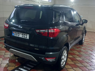 Ford EcoSport foto 10