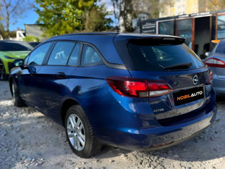 Opel Astra foto 6