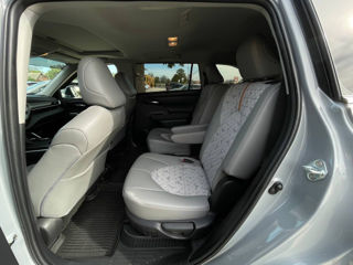 Toyota Highlander foto 15