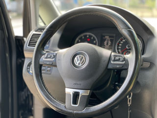 Volkswagen Touran foto 13