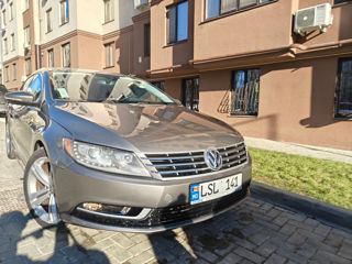 Volkswagen Passat CC foto 2