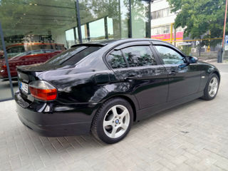 BMW 3 Series foto 4