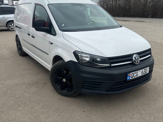 Volkswagen Caddy Maxi —cu TVA