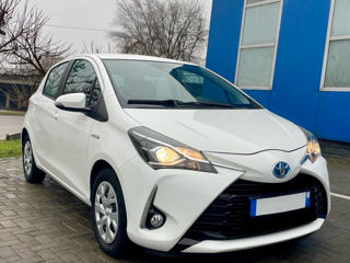 Toyota Yaris foto 2