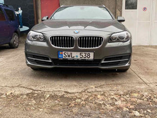 BMW 5 Series foto 3