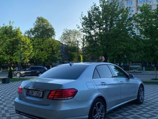 Mercedes E-Class фото 3