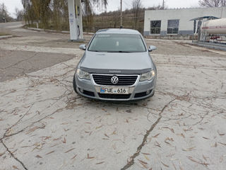 Volkswagen Passat foto 3